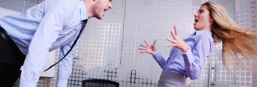 دلائل على كره زملاءك لك في العمل