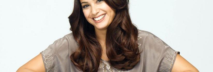 ﻿هند صبري تهدي جائزة «الميديا أوورد»لشادية وتصفها بالأسطورة العربية