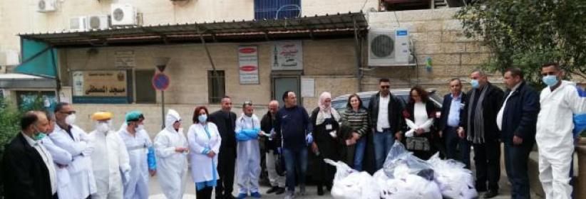 مساعدات طبية وإنسانية لمستشفى بيت جالا الحكومي ولجنة زكاة بيت لحم