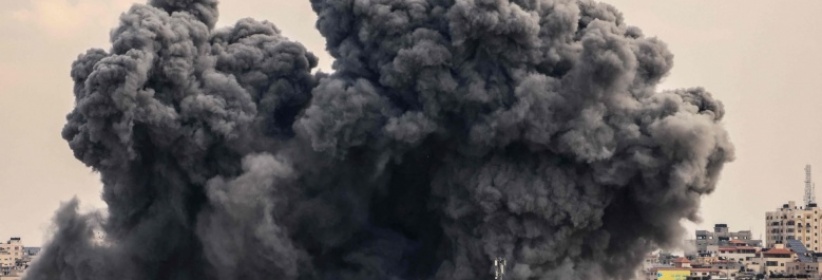 نسف منازل وغارات شرقي خانيونس وحي التفاح في غزة