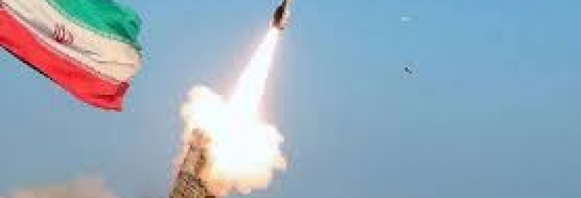 إيران تُهدد بزرع ألغام ووقف الملاحة في الخليج بحال استهداف جزرها أو سواحلها