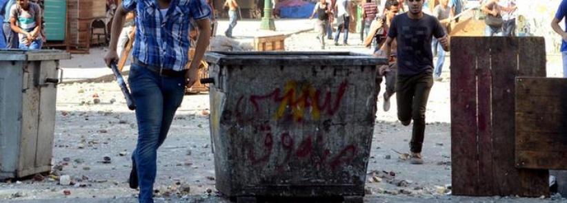 مصر : الأمن يفض اعتصامي الإخوان وأنباء عن وقوع قتلى