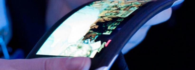 بالصور : “إل جي” تعلن رسميًا عن هاتفها المنحني “جي فلكس”