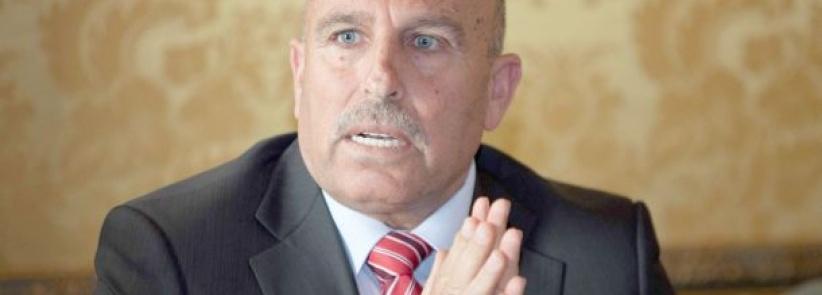 مجهولون يفتحون النار على مركبة عضو ثوري فتح ابو زايدة برام الله