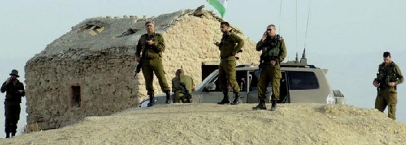 الاحتلال يحتجز طاقما طبيا من الإغاثة الطبية اثناء الدخول لعين حجلة