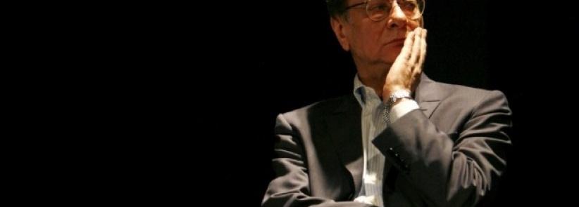 مؤسسة محمود درويش تتسلم أرشيفه المرئي والمسموع