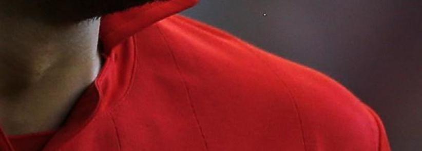 سواريز قد يتعرض للطرد من المونديال وعلماء النفس يؤكدون : سواريز بريء!