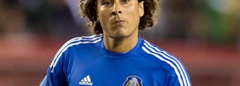 تألق حارس المكسيك يتسبب في حرب إشاعات