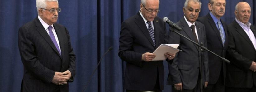 بالاسماء : حكومة التوافق تؤدي اليمين امام الرئيس في رام الله