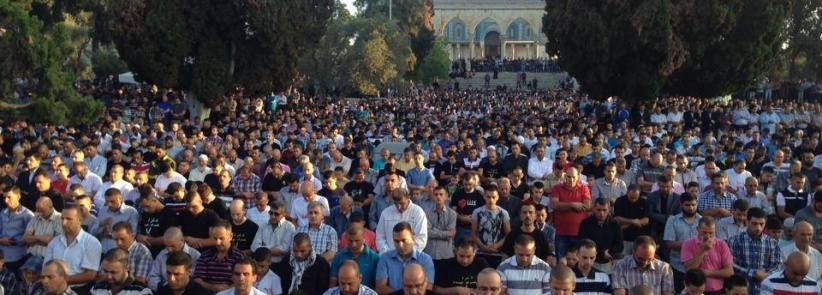 بالصور: صلاة عيد الفطر في رحاب الاقصى