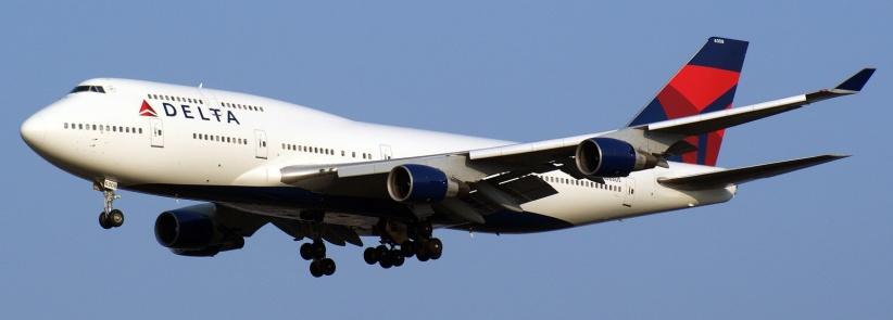 مشاجرة تغير مسار طائرة!