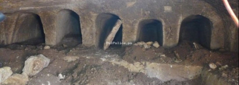 جنين: اكتشاف مقبرة أثرية في يعبد تعود للعصر الروماني