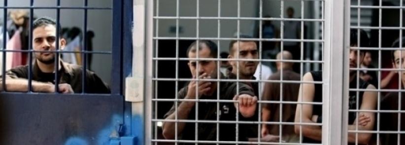 الاحتلال يمدد توقيف 12 مقدسيًا ويفرج عن 5 آخرين