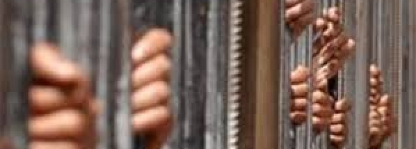 مصلحة سجون الاحتلال ترفض مطالب أسرى 'عيادة سجن الرملة'