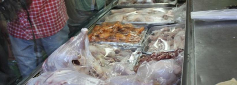 بيت لحم: إحالة ثلاثة تجار دواجن للنيابة العامة لمكافحة الجرائم الاقتصادية