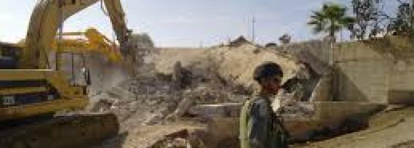 الاحتلال يخطر بهدم خيمتين جنوب الخليل