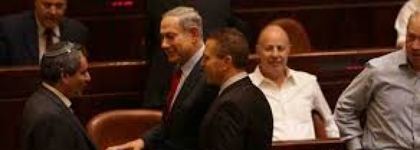 نتنياهو يدخل المشفى متنكرًا بسيارتي خبز ورش حشرات