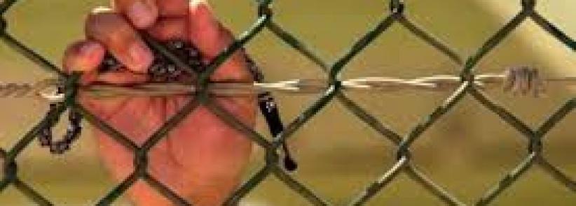 الأسرى المعزولون بـ