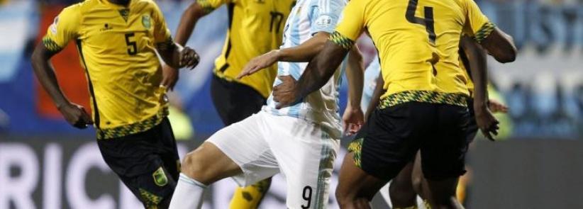 الأرجنتين تهزم جامايكا وتتأهل متصدرة لدور الثمانية بكوبا أميركا