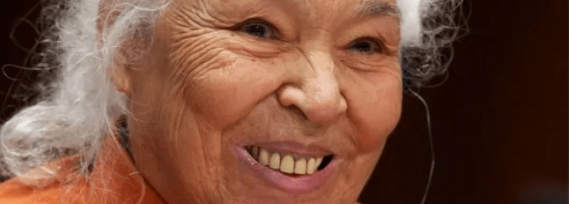 السعداوي تطالب الرجال بلبس الحجاب لأن النساء ينظرن لهم بشهوة