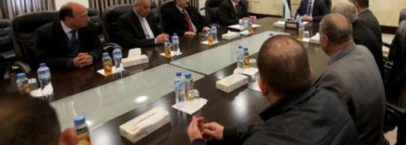 الشخصيات المستقلة ترفض تعديل الحكومة واستثناء غزة