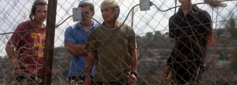 مستوطنون يعتدون على 3 عمال غربي القدس