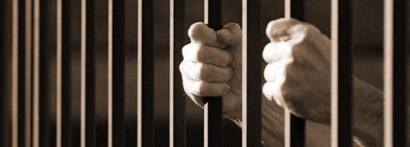 ثلاثة أسرى يواصلون إضرابهم المفتوح عن الطعام