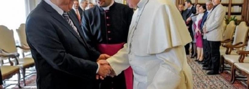 الفاتيكان يرفض تسليم 