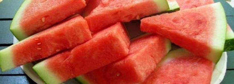 البطيخ الاسرائيلي يغزو الاسواق الفلسطينية