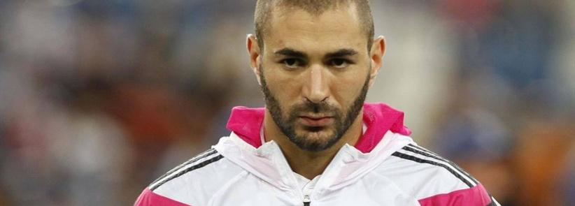 فينغر يتحدث مع بنزيمة لاقناعه بالانتقال لارسنال