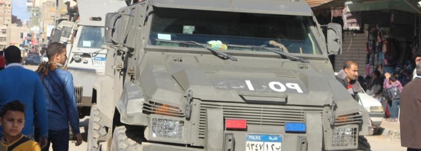 اصابة 21 شرطيا مصريا إثر انفجار عبوة ناسفة بالعريش