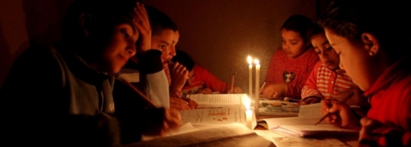 غزة تحت الظلام