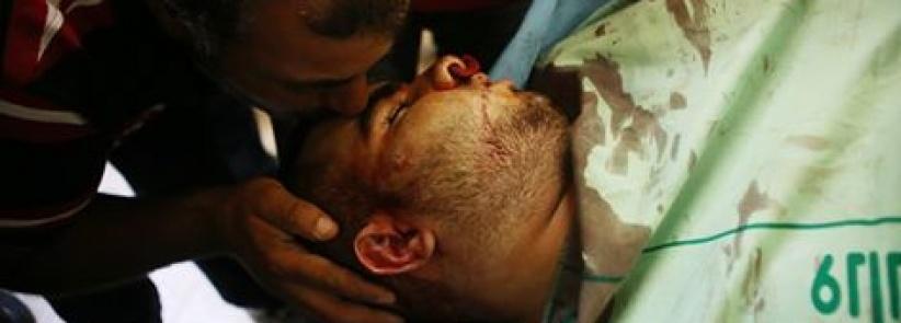 صور:- شهيد برصاص الاحتلال قرب حاجز قلنديا