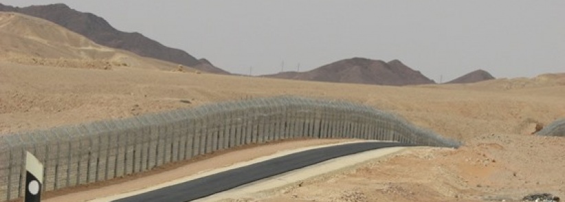 اسرائيل تعيد فتح طريق 12 على الحدود المصرية