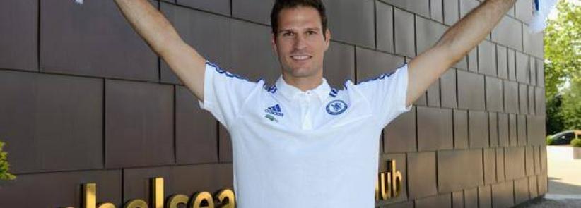 تشيلسي يضم بيجوفيتش حارس ستوك سيتي