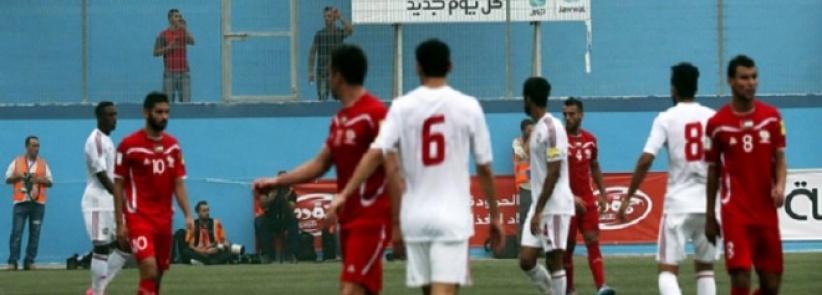 تقرير: لاعبون في منتخب الإمارات دخنوا الأرجيلة قبل مباراة فلسطين