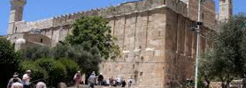 الاحتلال يغلق المسجد الإبراهيمي يومي الثلاثاء والأربعاء المقبلين