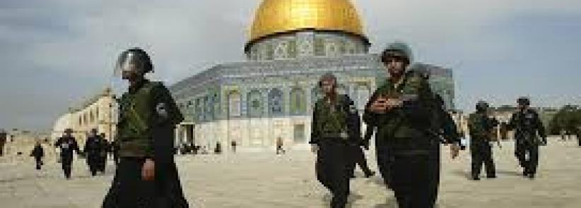 الاحتلال يواصل حصار الاقصى، والمستوطنون يجددون اقتحاماتهم