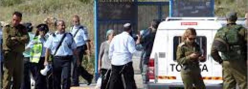 الارتباط العسكري يحذر من انتشار المستوطنين على مفارق الطرق بنابلس