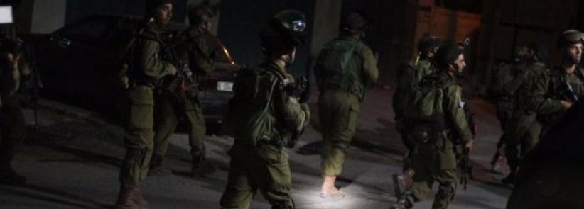 عشرات المعتقلين في الضفة