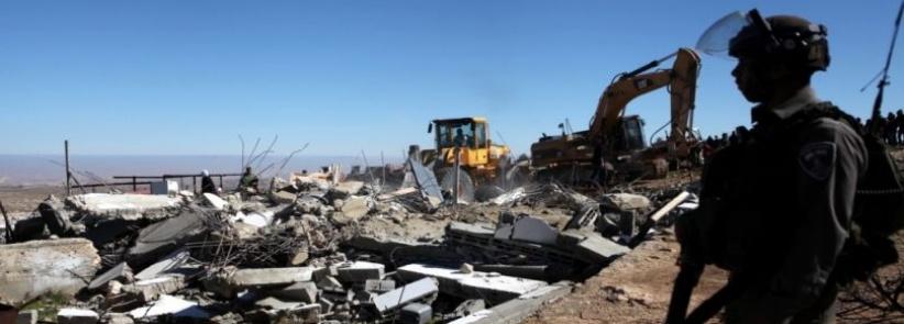 الإحتلال يهدم منزلاً في خربة يانون جنوب شرق نابلس