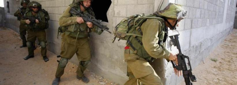 الإحتلال يعتقل مواطناً ونجله بحجة العثور على سلاح