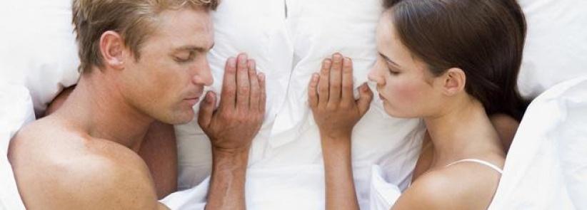 12 فرق في النوم ما بين المرأة والرجل