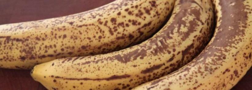 بقع الموز الداكنة تحارب السرطان