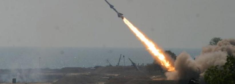 الإحتلال يقصف مواقع للنظام السوري رداً على سقوط صاروخين في الجولان المحتل