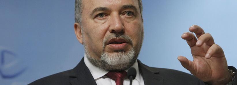 ليبرمان يدعو لهدم بيوت منفذي عمليات أسفرت عن جرحى