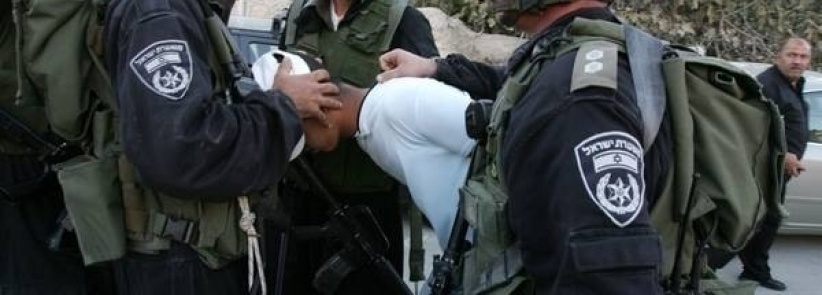 قوات الاحتلال تعتقل طفلا من الخليل وعاملا من مخيم قلنديا