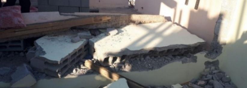 اصابتان وبحث عن عالقين في انهيار جدار قرب الرملة