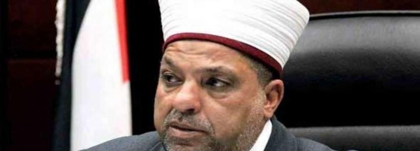 ادعيس: لن نتخلى عن موظفي الوزارة بغزة