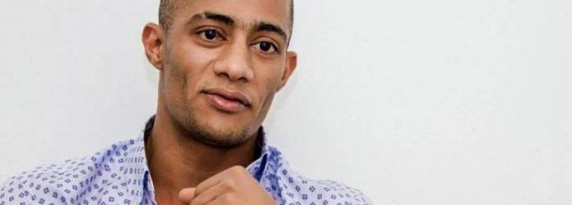 صورة- محمد رمضان يستعرض عضلاته.. يوجه هذه الرسالة